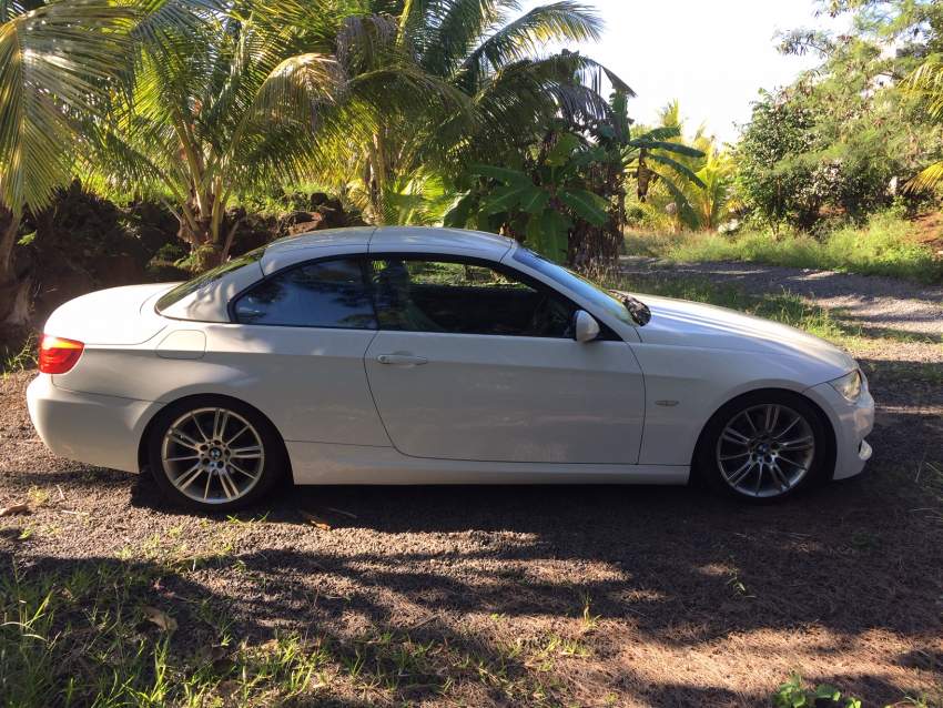 For sale BMW 325i Convertible (E93) - 1 - Luxury Cars  on Aster Vender