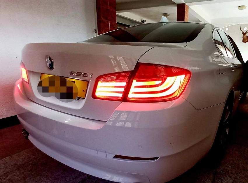Bmw 528i 2010 - 3 - Luxury Cars  on Aster Vender