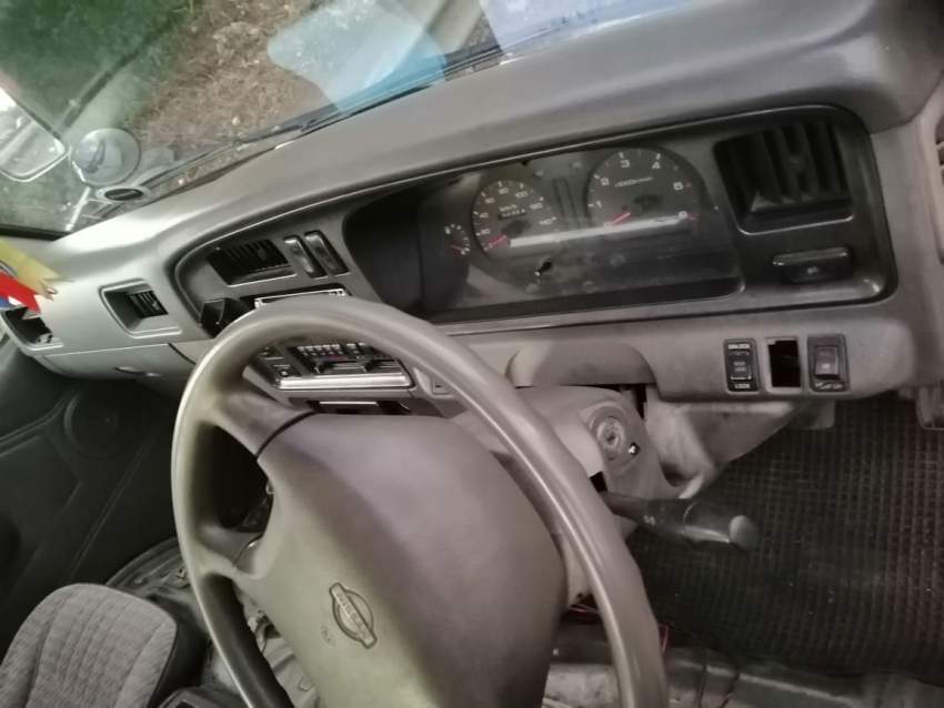 Nissan Caravan 1997 - 2 - Cargo Van (Delivery Van)  on Aster Vender