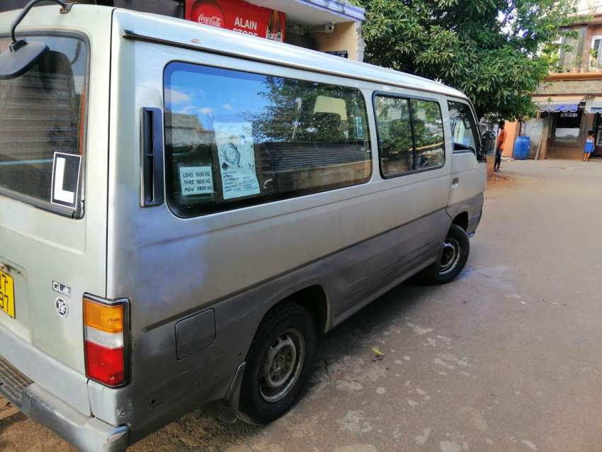 Nissan Caravan 1997 - 6 - Cargo Van (Delivery Van)  on Aster Vender