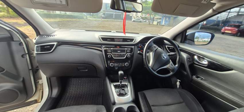 Nissan Quashai - 1 - SUV Cars  on Aster Vender