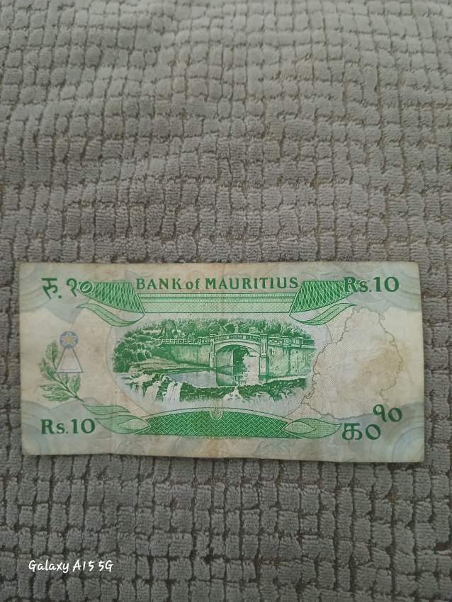 Old Mauritian 10 Rupees Note - 0 - Banknotes  on Aster Vender