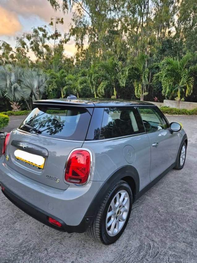 Mini Cooper SE 2020 – 100% Electric - 1 - Family Cars  on Aster Vender