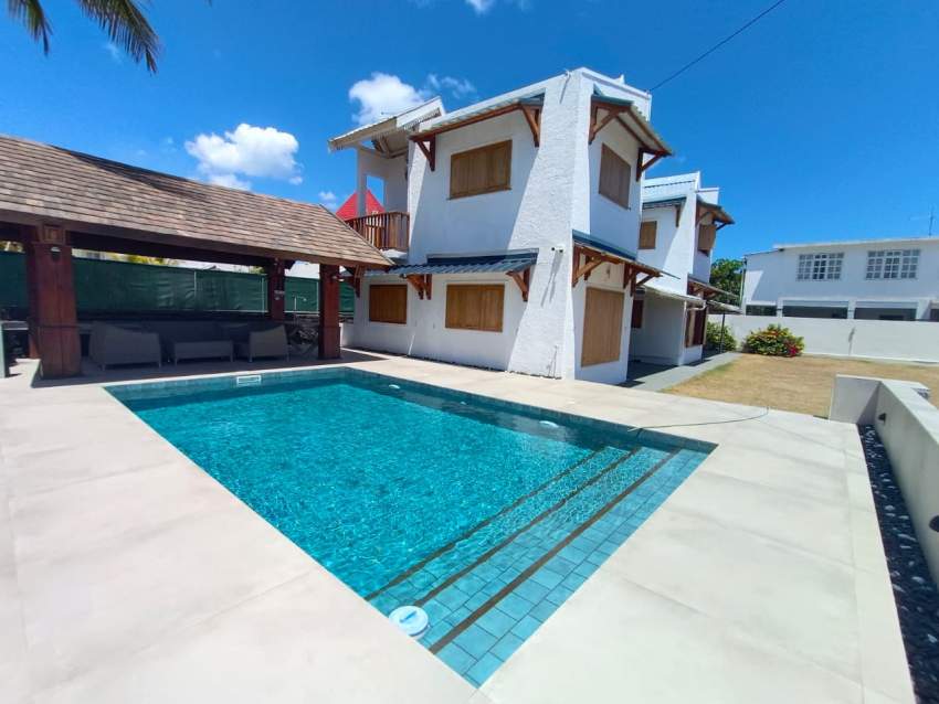 Beautiful Renovated Villa for Rent in Pereybere - 5 - Villas  on Aster Vender