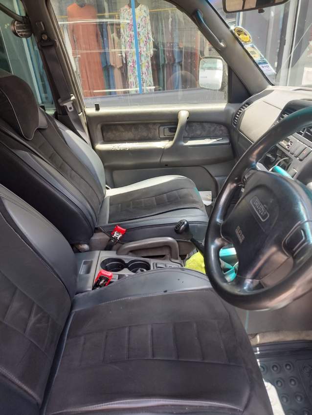 Isuzu Trooper – 7 Seater (Manual, Diesel) 2002 - 5 - SUV Cars  on Aster Vender