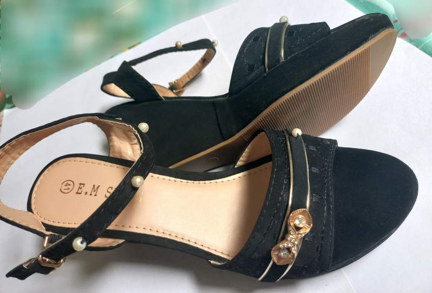 Heels Shoes - 3 - Women's shoes (ballet, etc)  on Aster Vender