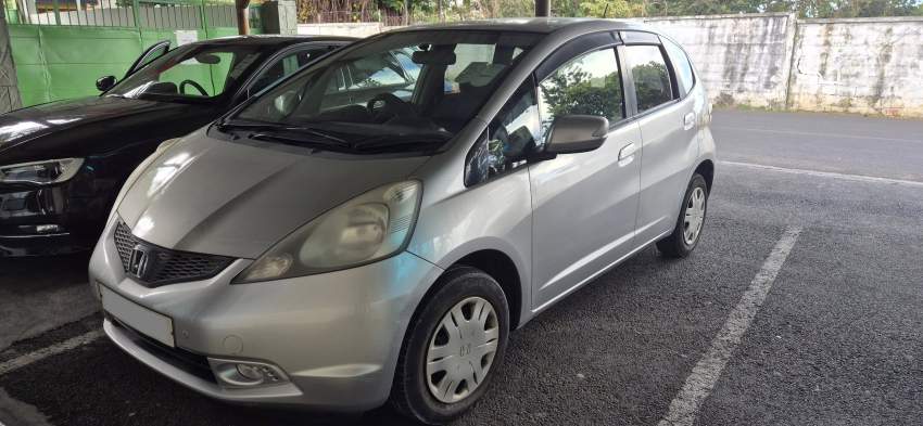 Honda fit year 2010 - 0 - Family Cars  on Aster Vender