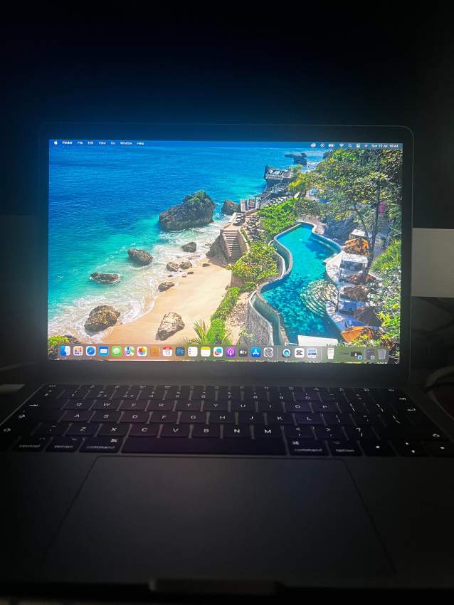 Macbook Pro 2017 - 1 - Laptop  on Aster Vender