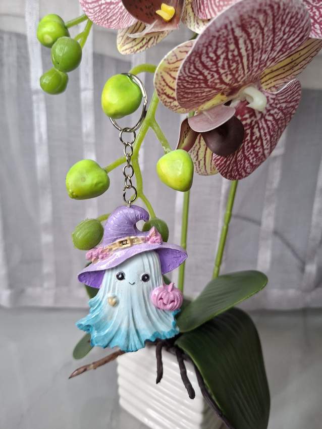 Halloween Keychains - 1 - Sculptures  on Aster Vender