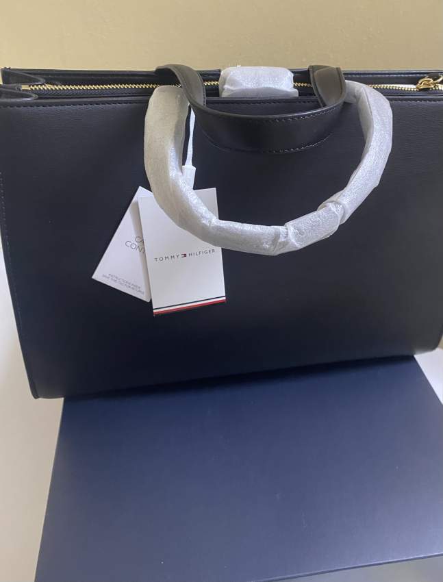 Original New Tommy Hilfiger Bag - 1 - Bags  on Aster Vender