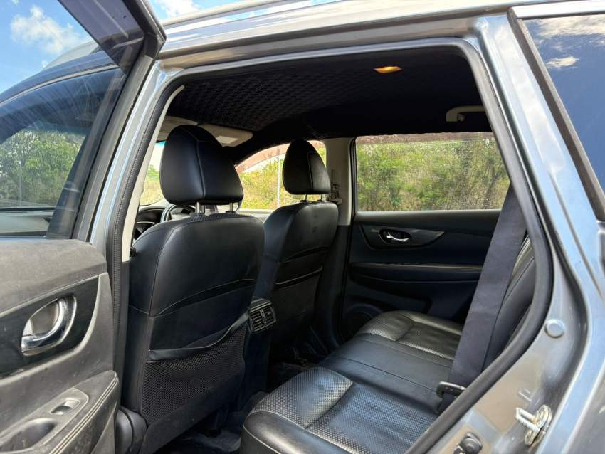 Nissan X-Trail  2014 - 4 - SUV Cars  on Aster Vender