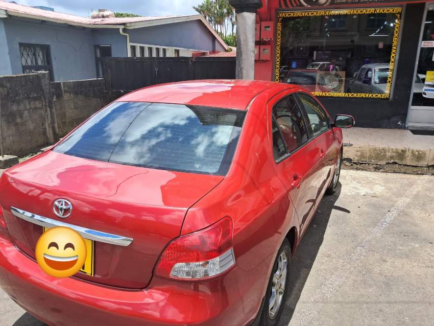 Toyota Belta 2011 for sale - 4 - Family Cars  on Aster Vender