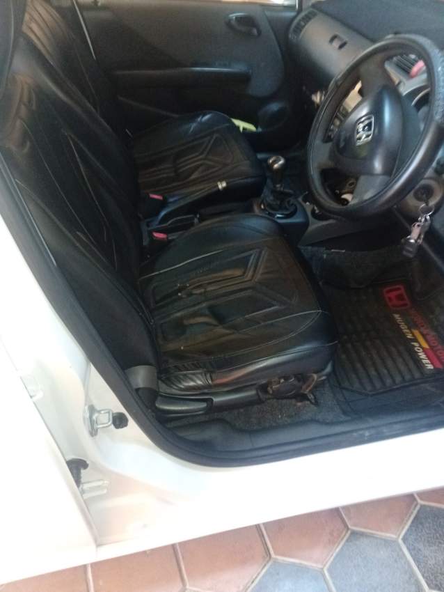 Honda Jazz 2004 - 1 - Family Cars  on Aster Vender