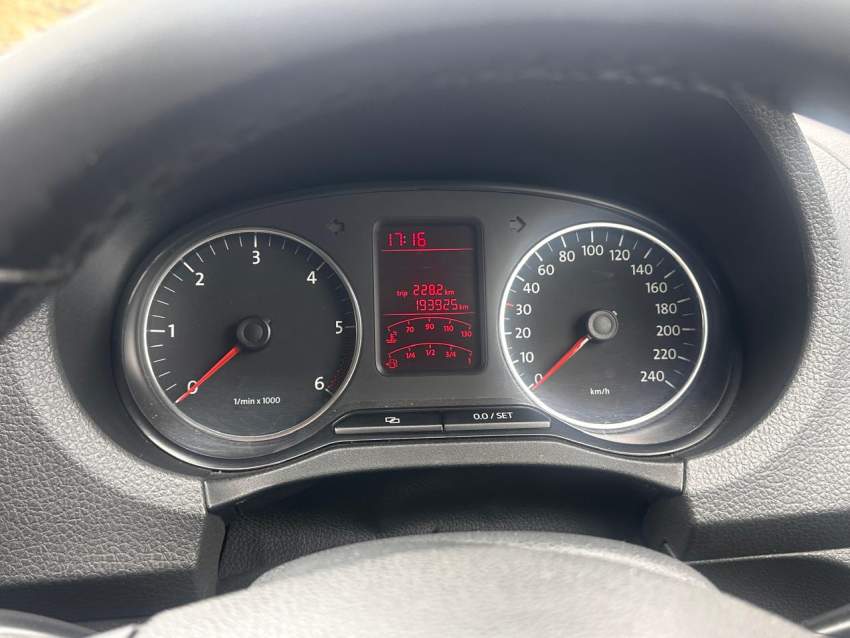 Volkswagen Amarok  2017 - 7 - Pickup trucks (4x4 & 4x2)  on Aster Vender