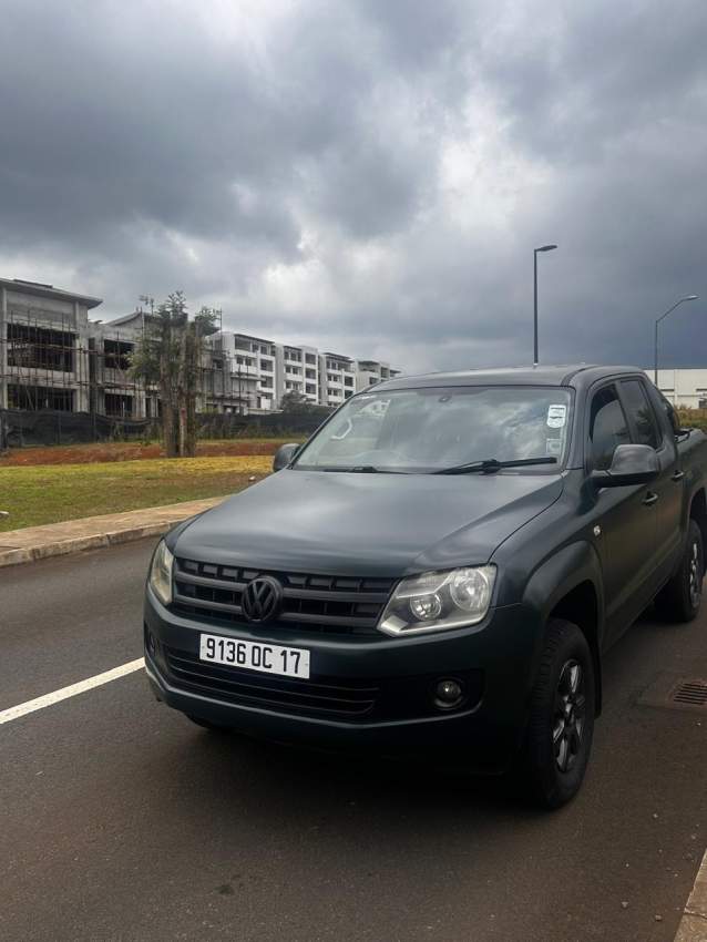 Volkswagen Amarok  2017 - 1 - Pickup trucks (4x4 & 4x2)  on Aster Vender