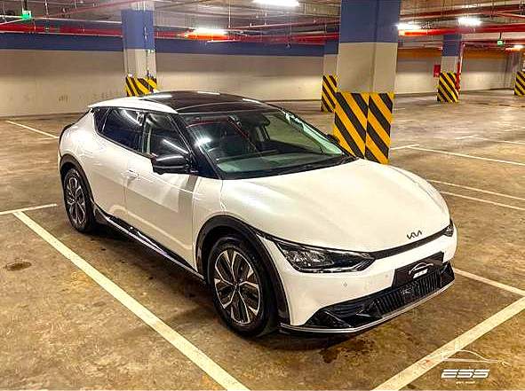 KIA EV6 (Fully Electric)  2022 - 3 - SUV Cars  on Aster Vender