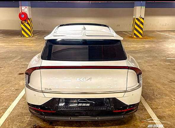 KIA EV6 (Fully Electric)  2022 - 1 - SUV Cars  on Aster Vender