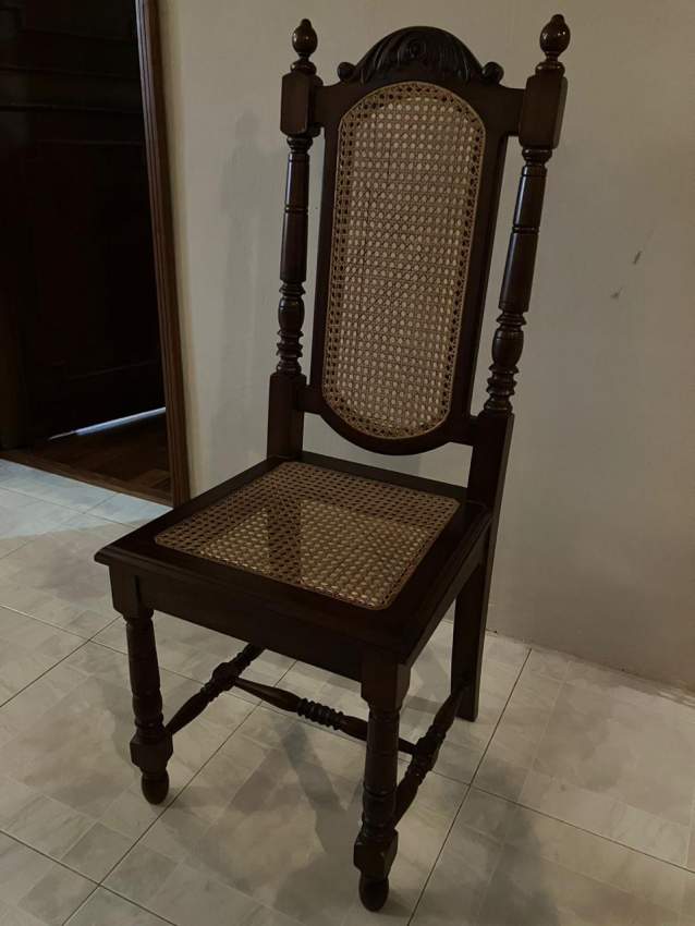 Set de table a manger et 8 chaises - 1 - Antiquities  on Aster Vender