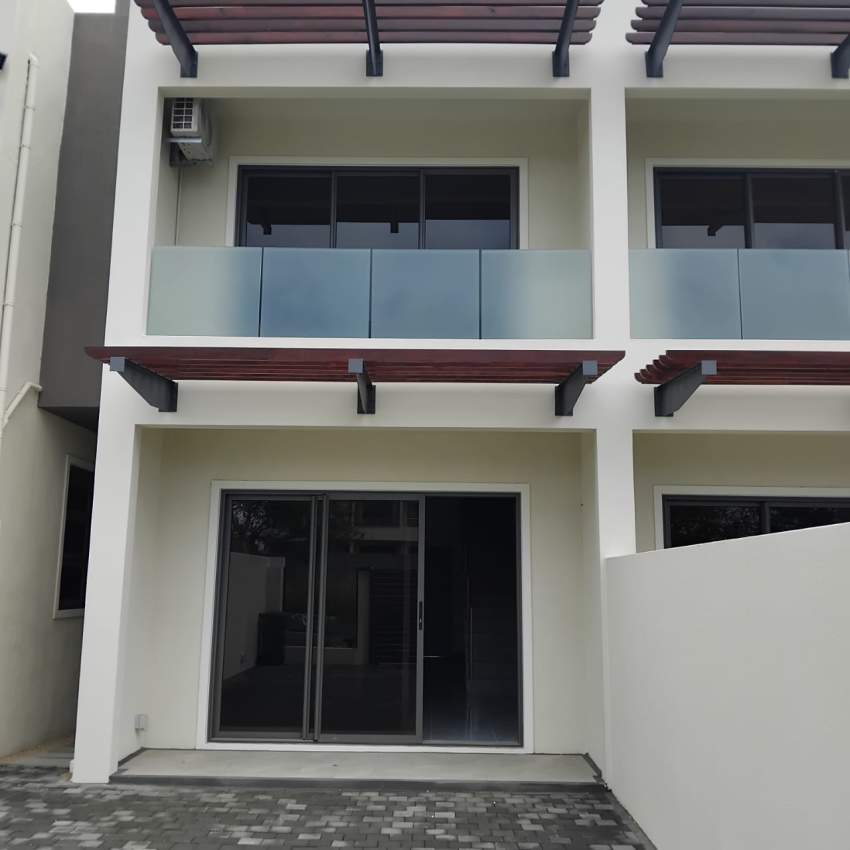 Sale of Luxurious Apartment at Flic en Flac - 0 - Apartments  on Aster Vender