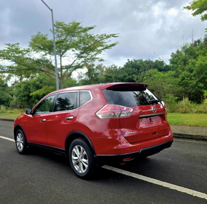 NISSAN X-TRAIL 7 SEATER 2018 - 2 - SUV Cars  on Aster Vender