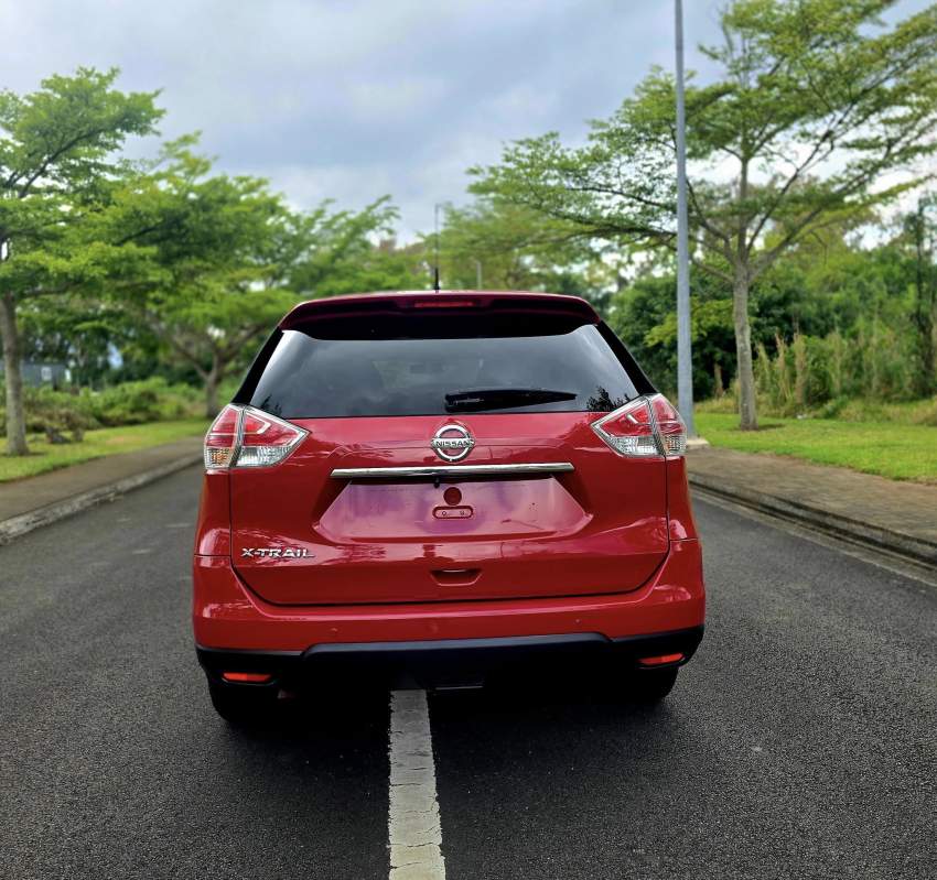 NISSAN X-TRAIL 7 SEATER 2018 - 3 - SUV Cars  on Aster Vender