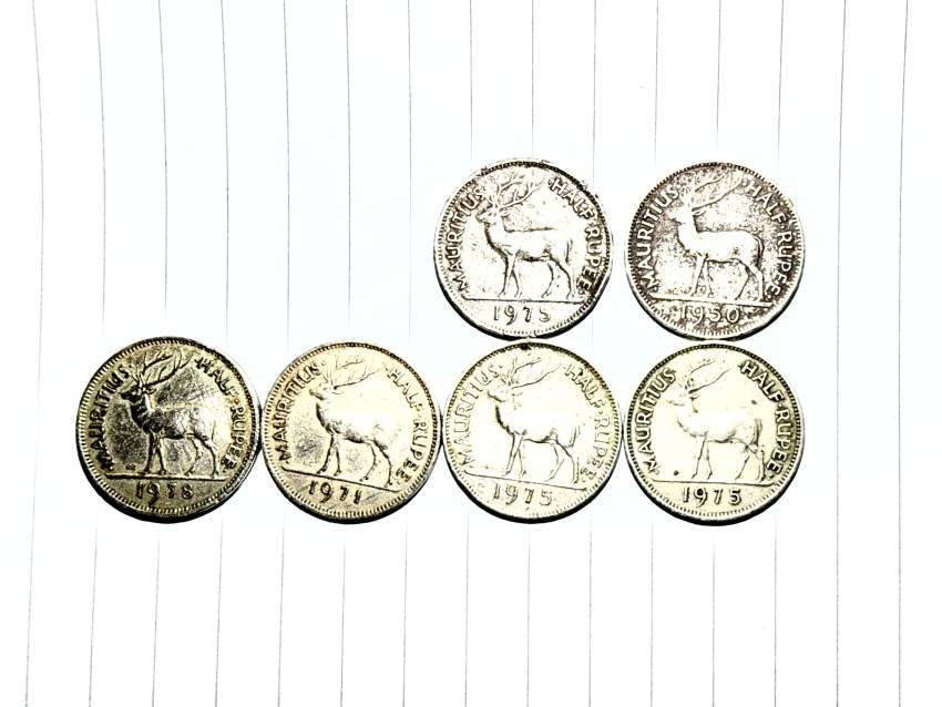 Queen Elizabeth The Second Mauritian Coins - 3 - Coins  on Aster Vender
