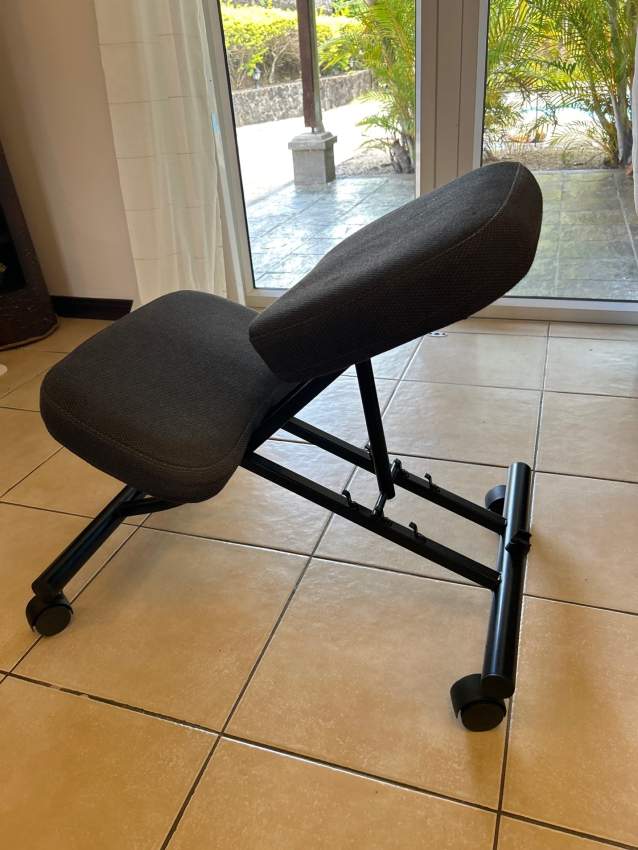 Ergonomic Kneeling Chair – Posture Support Model - 1 - Other Medical equipment  on Aster Vender