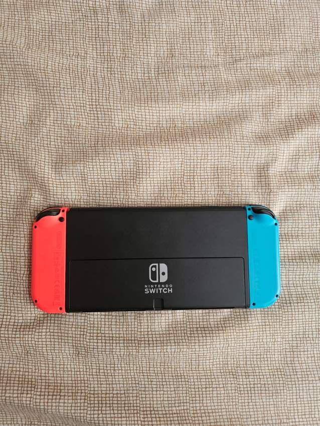 Nintendo Switch Oled - 2 - Nintendo Switch  on Aster Vender