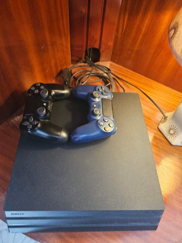 Ps4 Pro 1TB - 0 - PlayStation 4 (PS4)  on Aster Vender