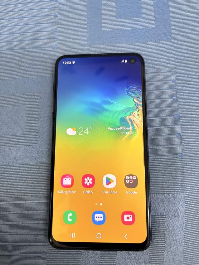 Samsung Galaxy S10e