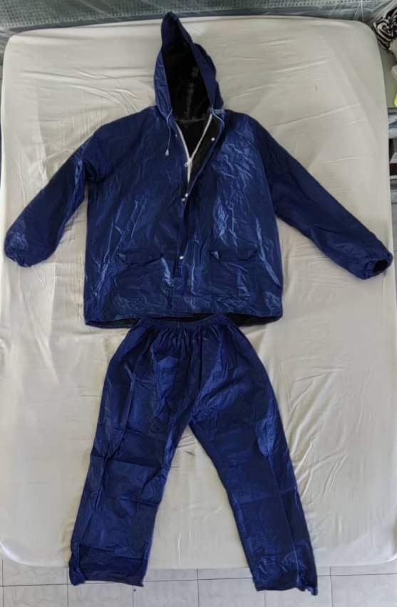 casque-jet , gant , ensemble de pluie , gilet jaune - 0 - Spare Parts  on Aster Vender