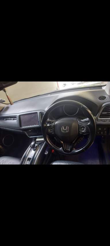 Honda Vezel Hybrid – 2020 - 3 - SUV Cars  on Aster Vender