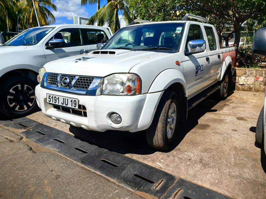 Nissan NP300 Hardbody - 4 X 2 (2019) - 0 - Pickup trucks (4x4 & 4x2)  on Aster Vender