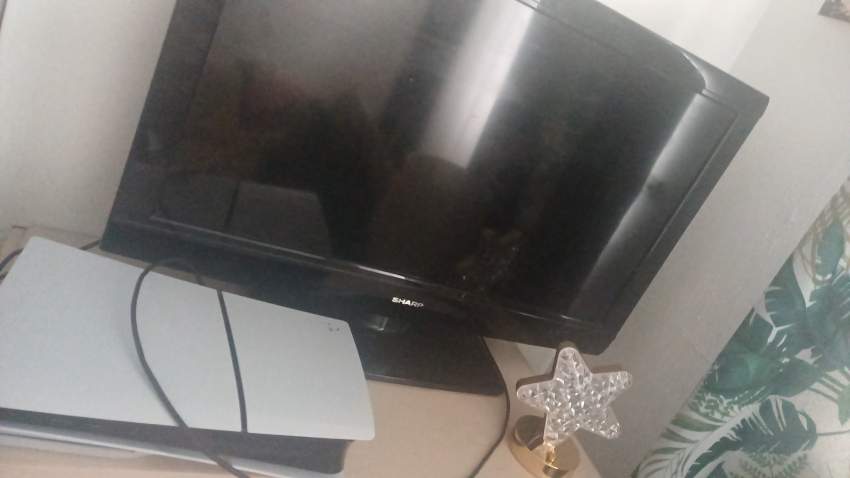 sharp tv - 0 - TV Box  on Aster Vender