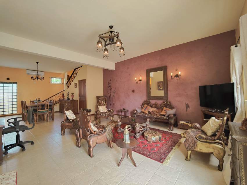 Villa in a gated residence at Chemin 20 Pieds - 1 - Villas  on Aster Vender