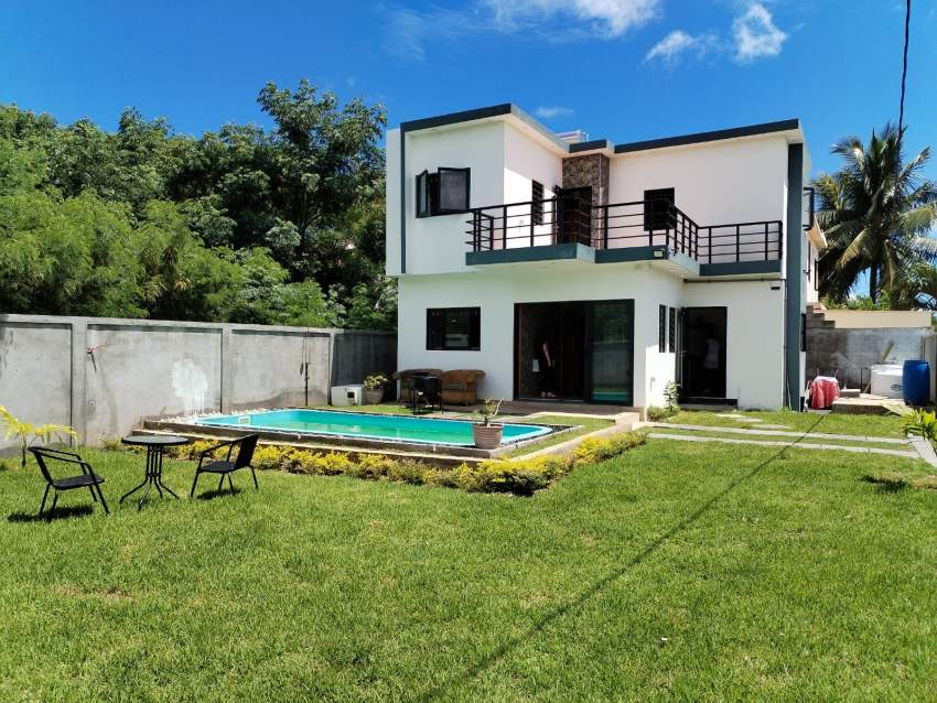 Villa at Pointe aux Piments - 4 - Villas  on Aster Vender