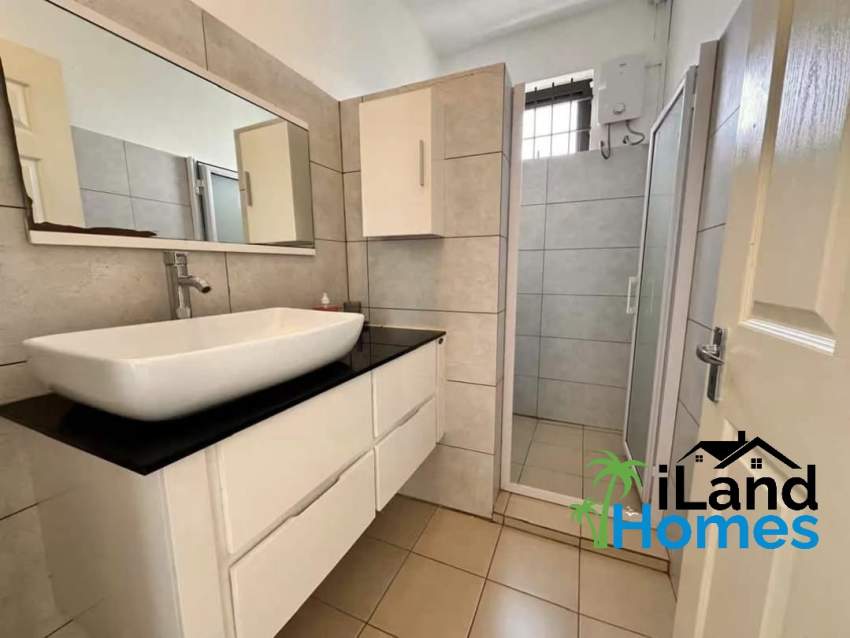 Villa at Pereybere - 3 - Villas  on Aster Vender