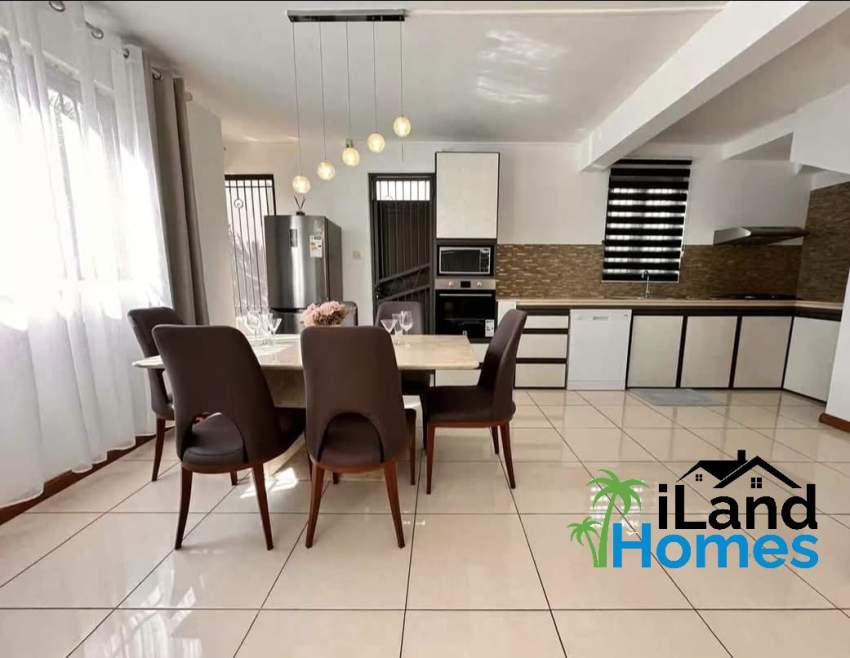 Villa at Pereybere - 1 - Villas  on Aster Vender