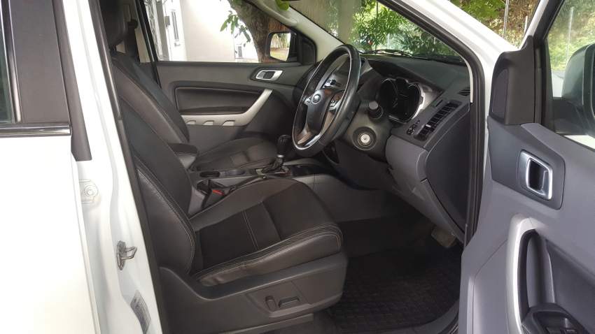 2014 Ford Ranger 3.2 Limited - 7 - Pickup trucks (4x4 & 4x2)  on Aster Vender