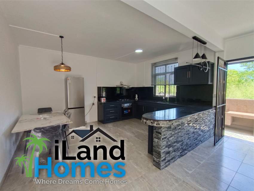 Duplex at Balaclava - 2 - Villas  on Aster Vender