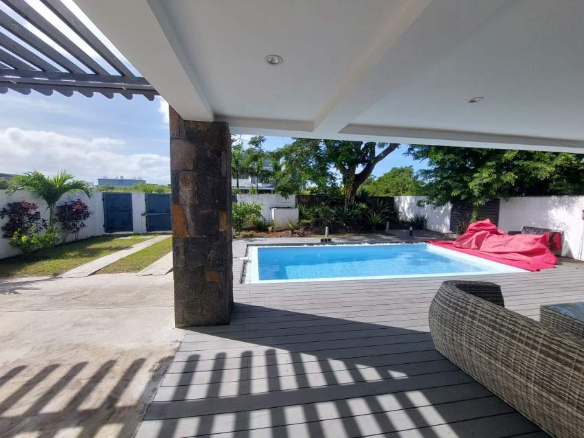 Fully Furnished Luxury Villa for Sale – Résidence Mont Choisy - 4  on Aster Vender
