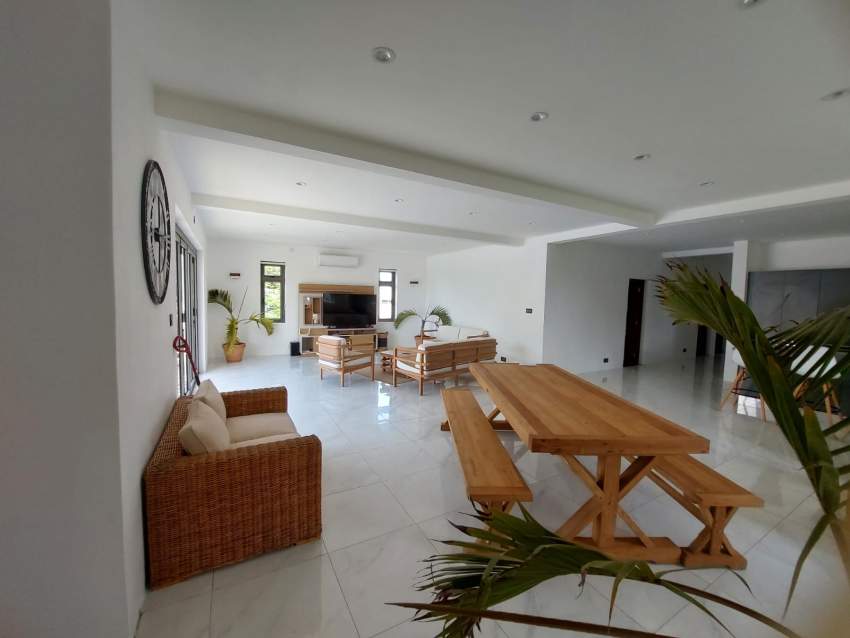 Fully Furnished Luxury Villa for Sale – Résidence Mont Choisy - 1  on Aster Vender