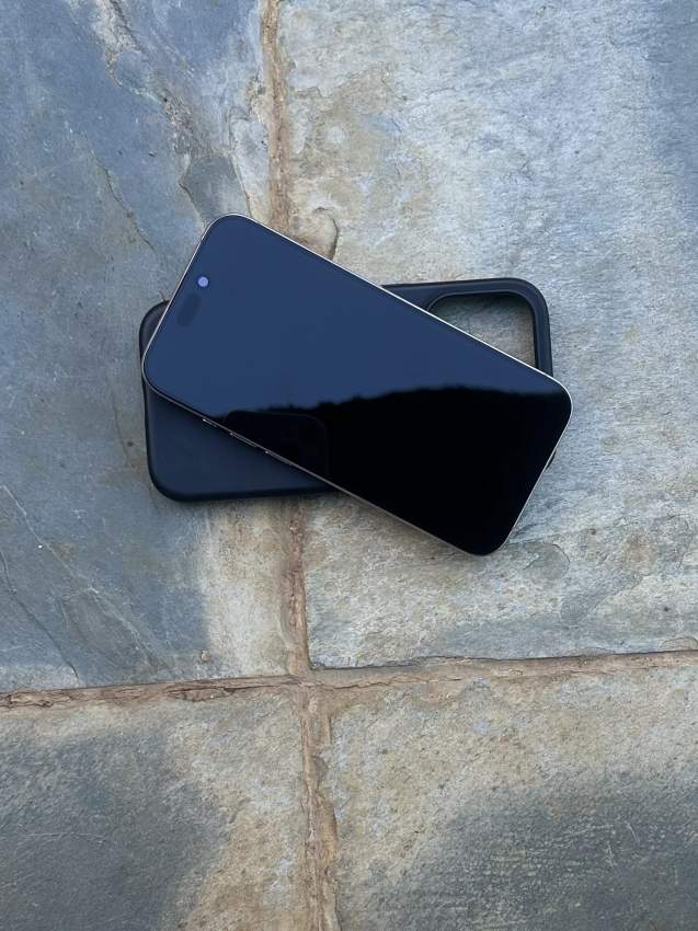 iPhone 15 Pro - 2 - iPhones  on Aster Vender