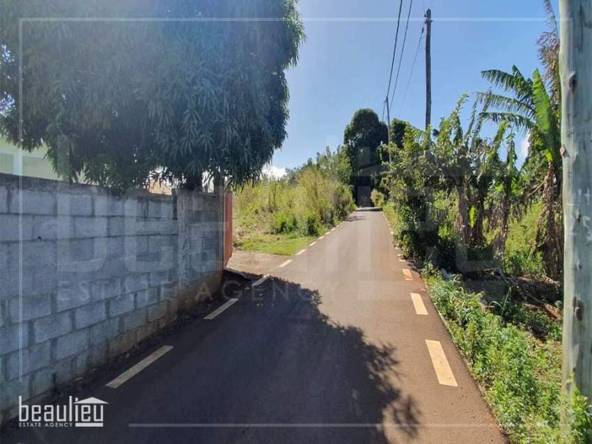 24 perches residential land in Ilot,Pamplemousses - 1 - Land  on Aster Vender