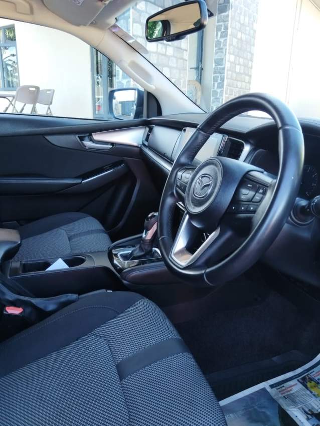 Mazda BT-50 4x4 | 2023 - 2 - Pickup trucks (4x4 & 4x2)  on Aster Vender
