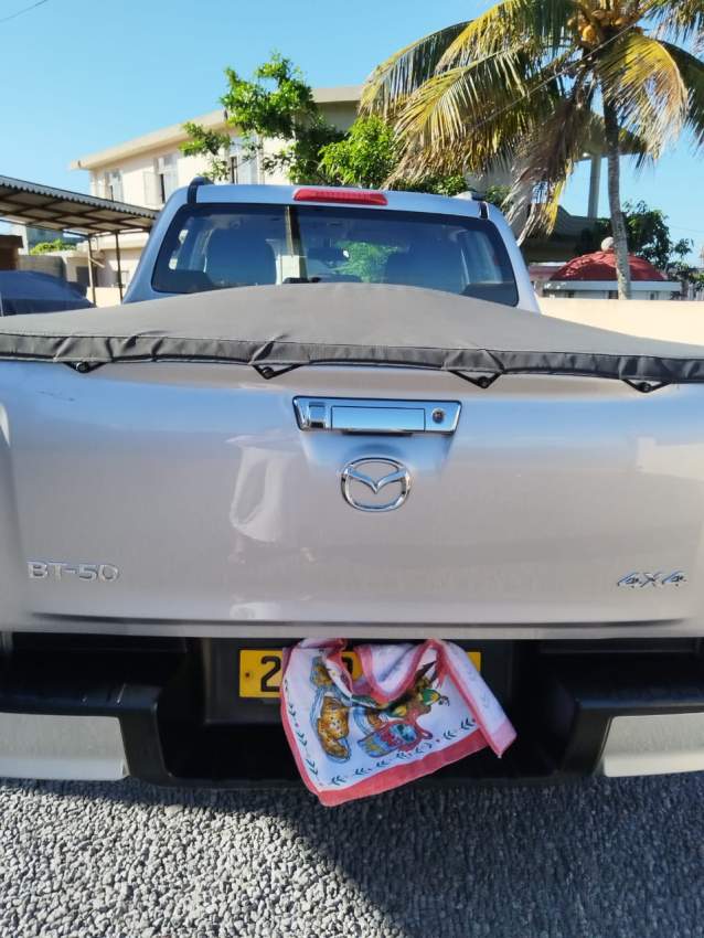 Mazda BT-50 4x4 | 2023 - 1 - Pickup trucks (4x4 & 4x2)  on Aster Vender