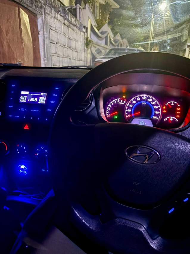 Hyundai i10 grand 2017 - 3 - Family Cars  on Aster Vender