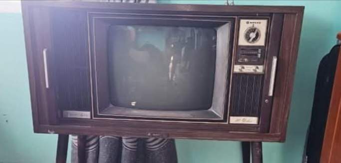 Vintage TV ( Unique Model) - 0  on Aster Vender