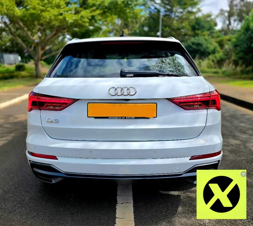AUDI Q3 S-LINE  2019 - 5 - SUV Cars  on Aster Vender