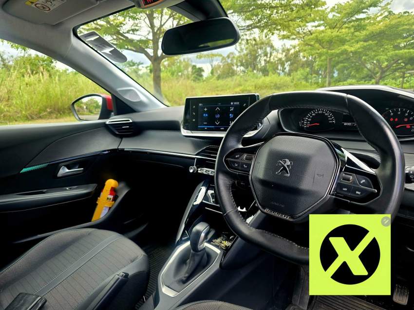 PEUGEOT 208 2021 - 7 - Compact cars  on Aster Vender